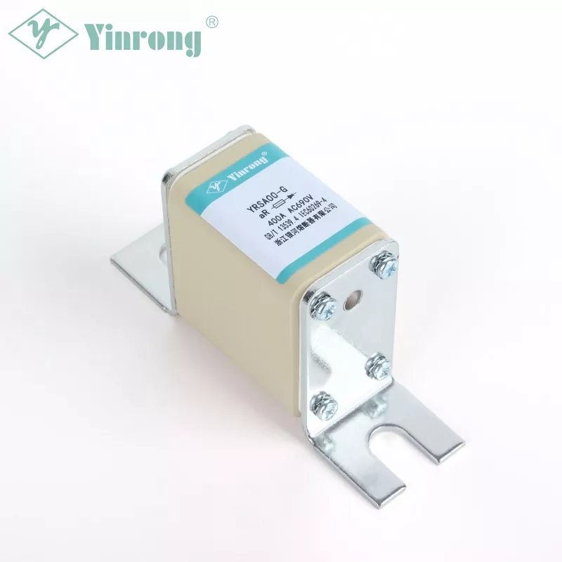690V DIN بلیڈ اسکوائر باڈی ہائی سپیڈ فیوز